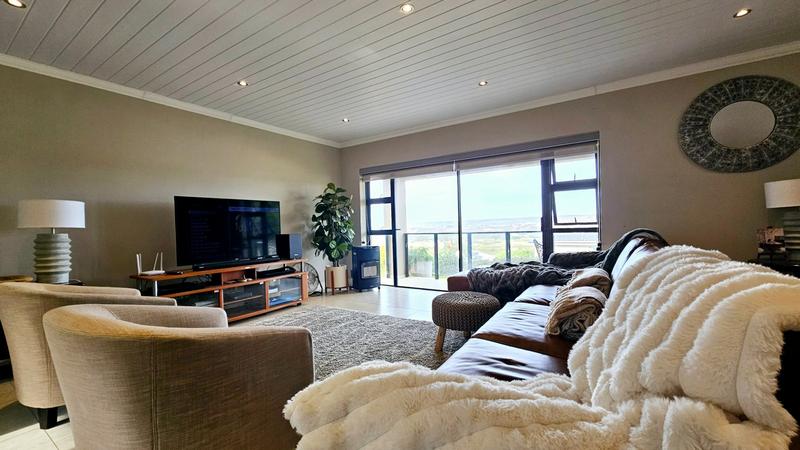 3 Bedroom Property for Sale in Monte Christo Western Cape